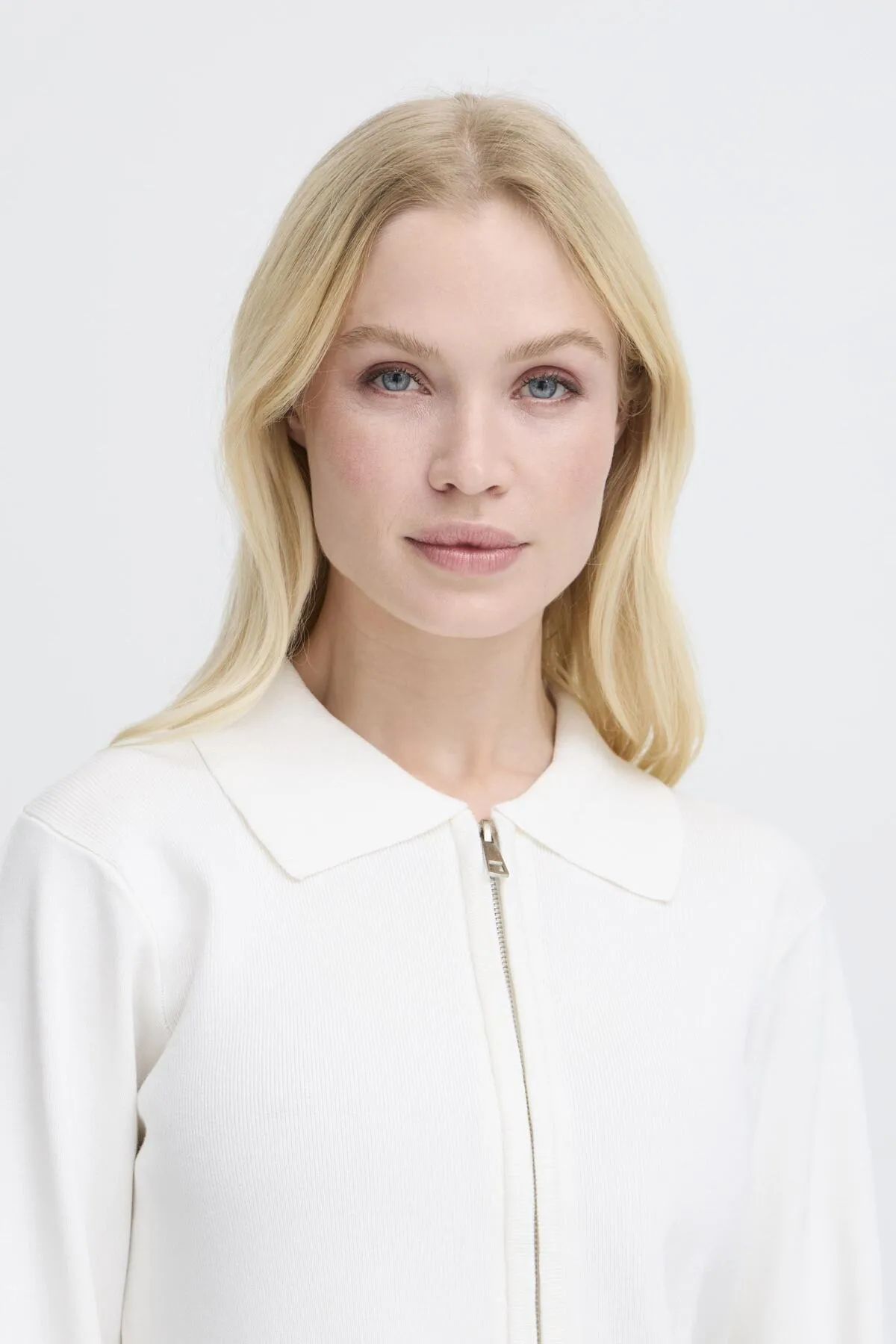 Mmorla Zipper Cardigan 2.0 sold by Silver Lotus product image thumbnail 3