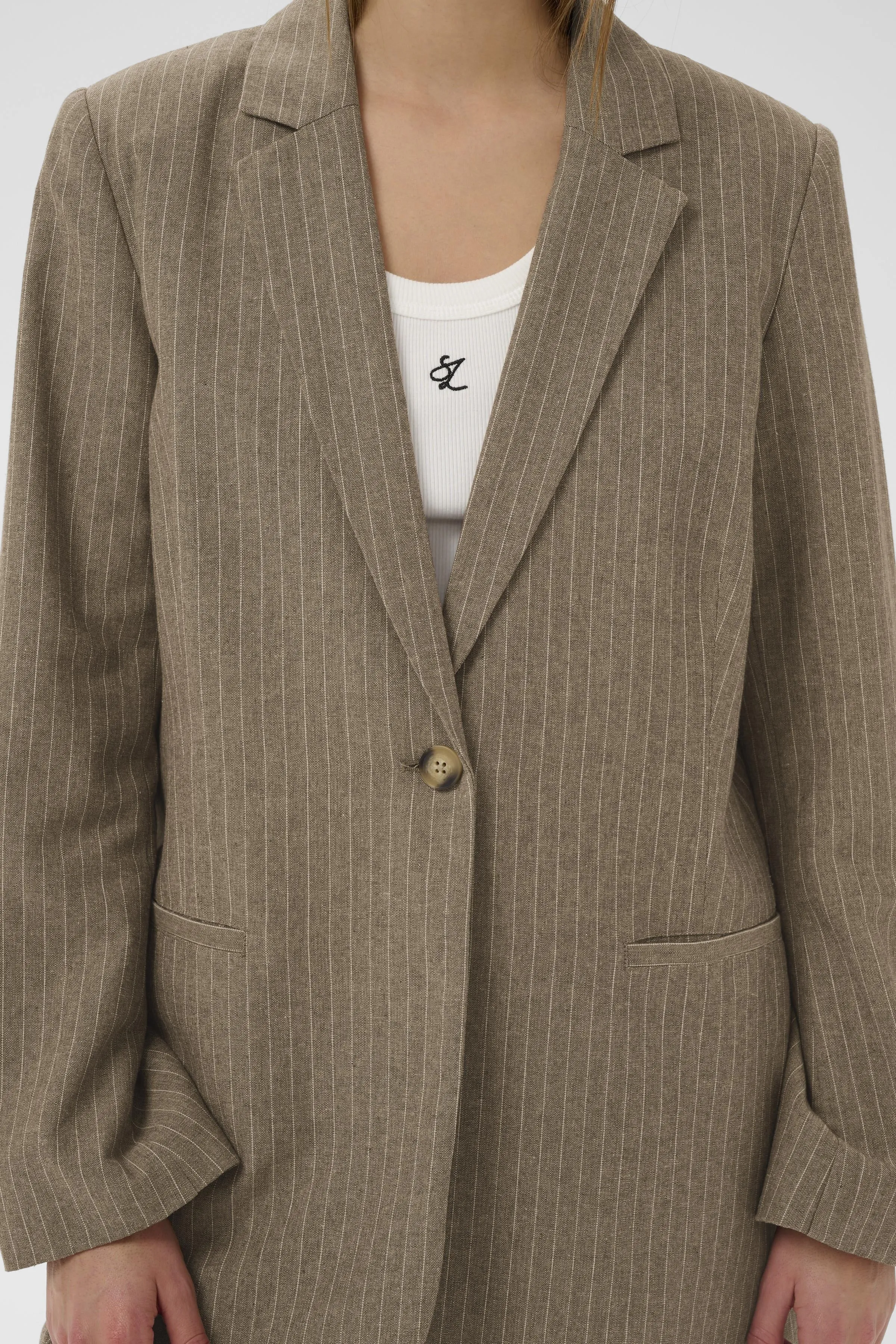 Ginevra Blazer sold by Silver Lotus product image thumbnail 2