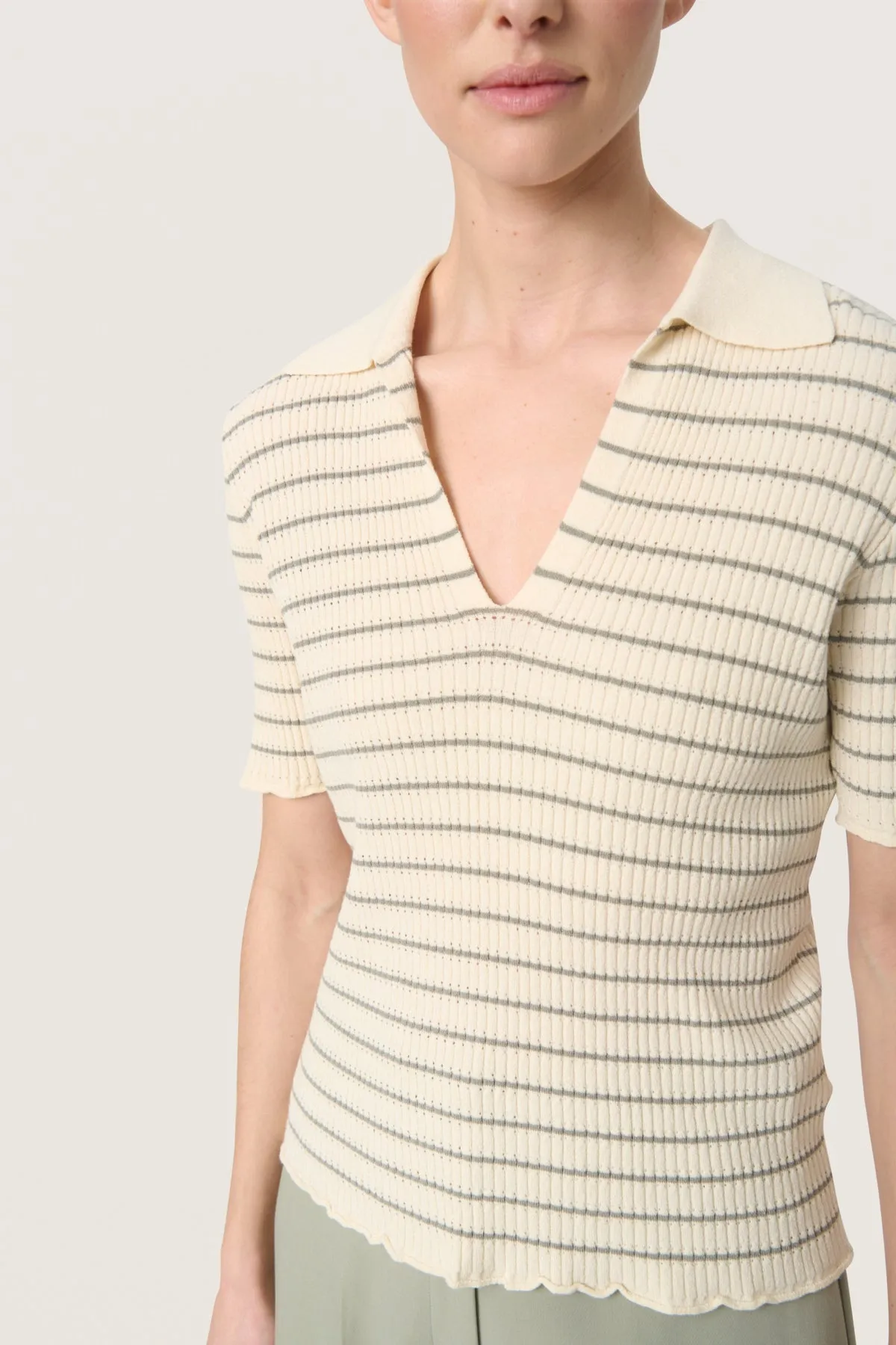 Lidya Tee sold by Silver Lotus product image thumbnail 3