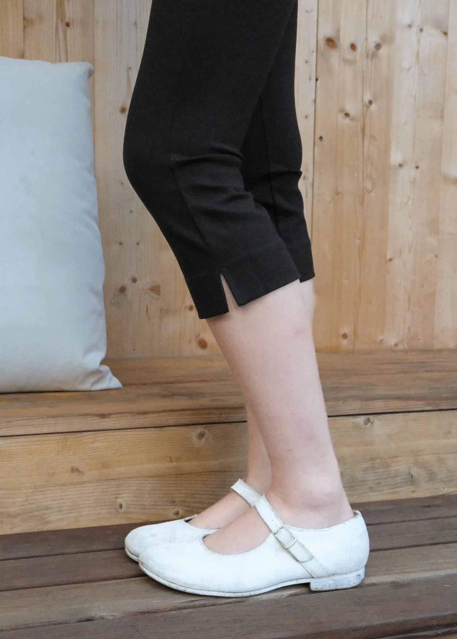 Cooper Capri sold by Geel product image thumbnail 5