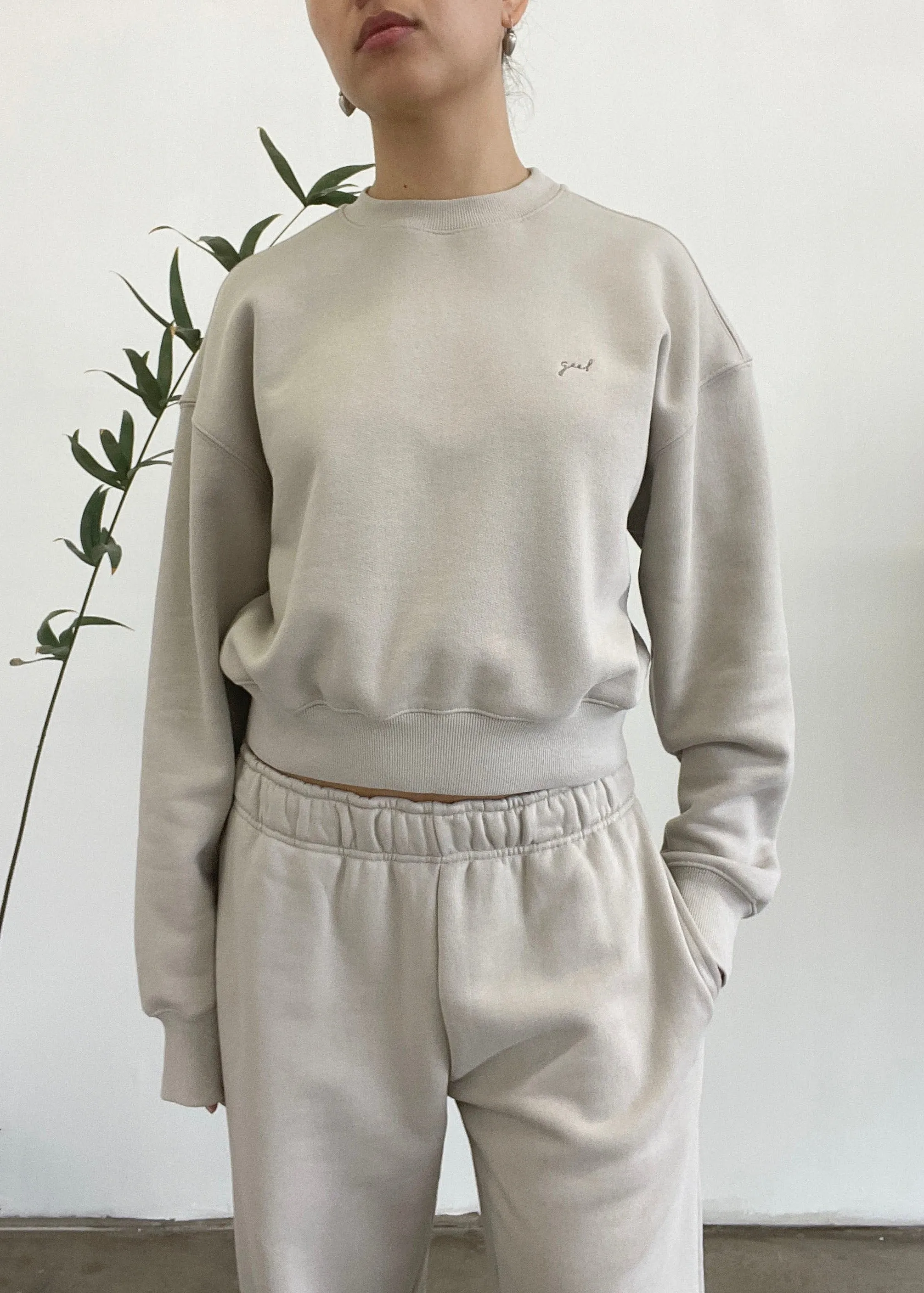 Crew Pullover sold by Geel