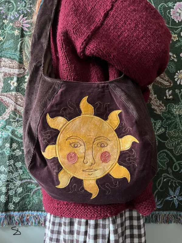 Classic Sun/Moon(8) sold by Sapphic Oracle