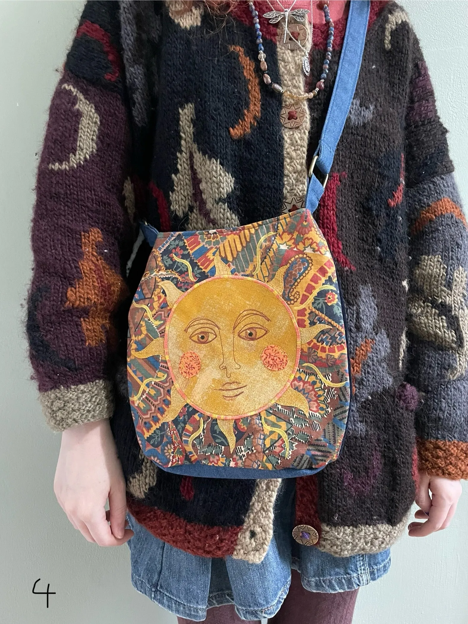 Mini Sun/Moon/Mushroom(4) sold by Sapphic Oracle