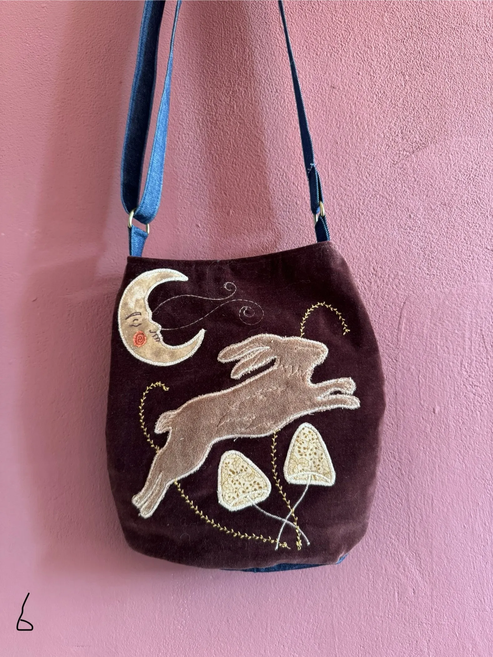 Mini Hare/Moth(6) sold by Sapphic Oracle