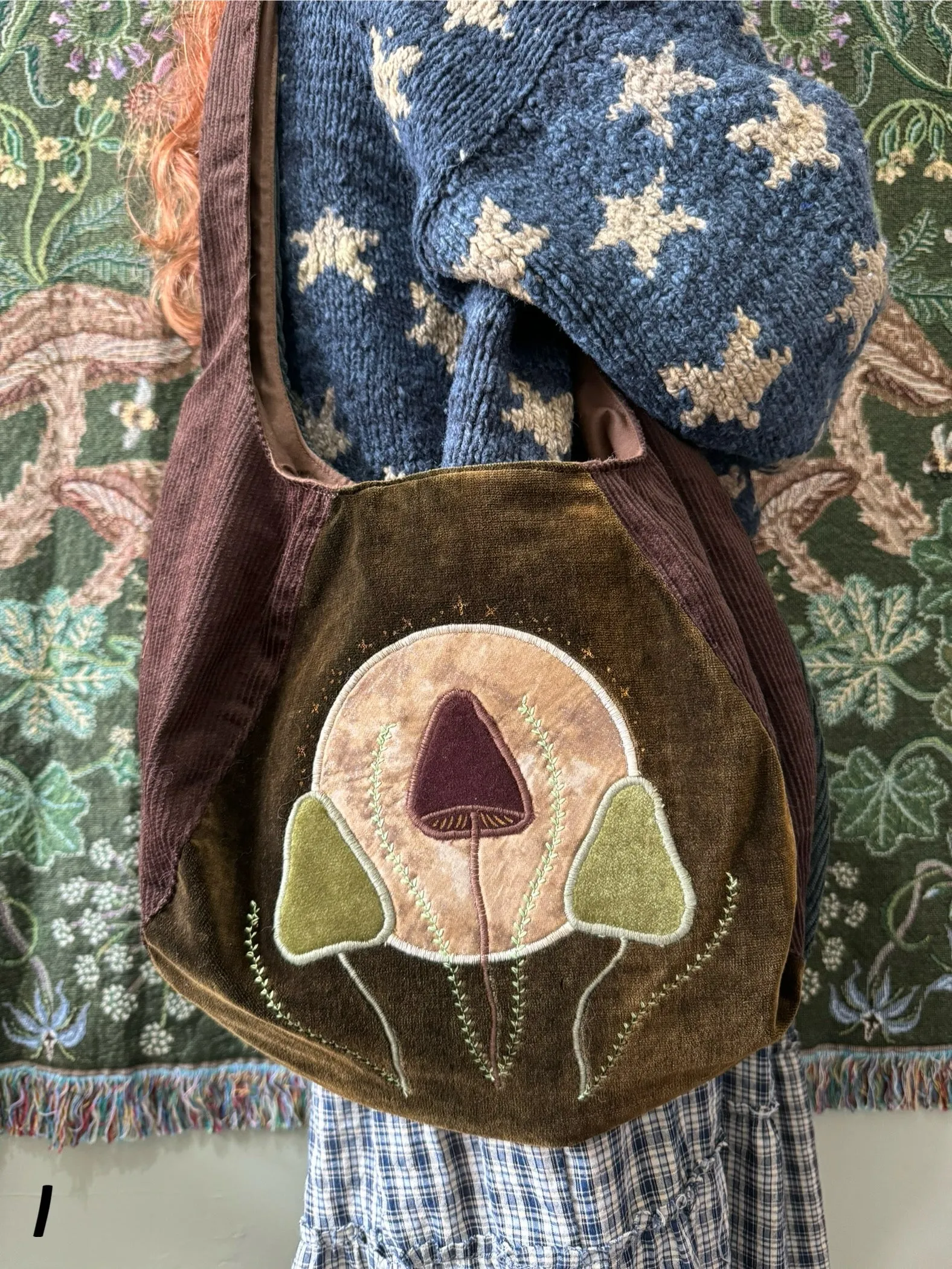 Classic Moon/Mushroom(1) sold by Sapphic Oracle