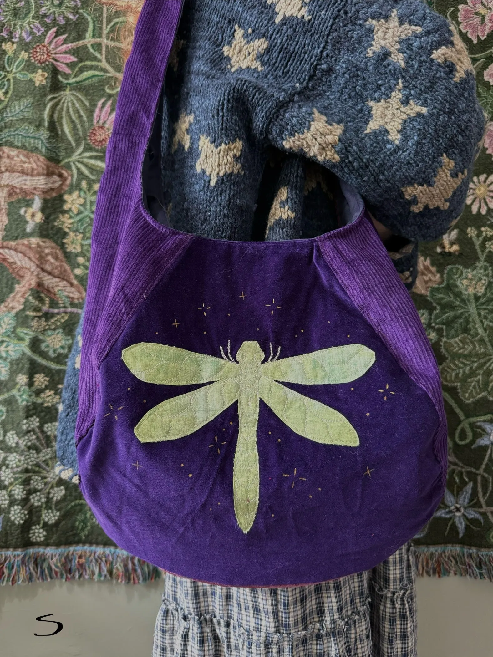 Classic Moon/Dragonfly(5) sold by Sapphic Oracle