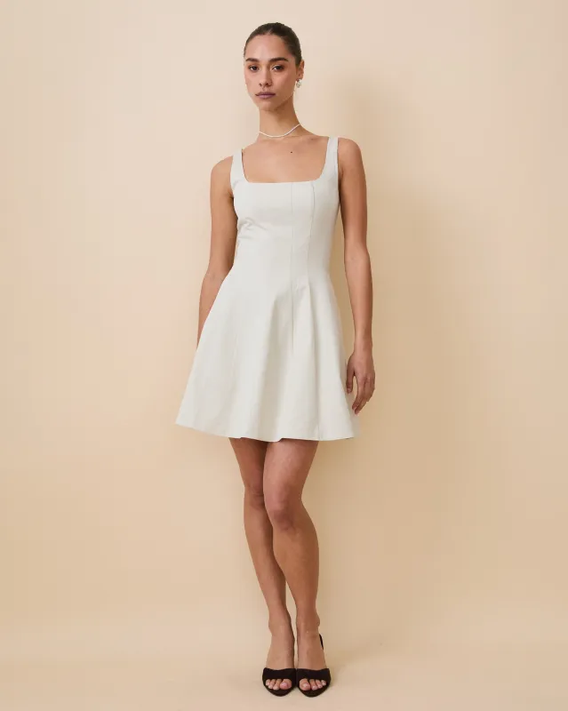 Women's Lightweight Twill Dress Natural sold by Rowing Blazers