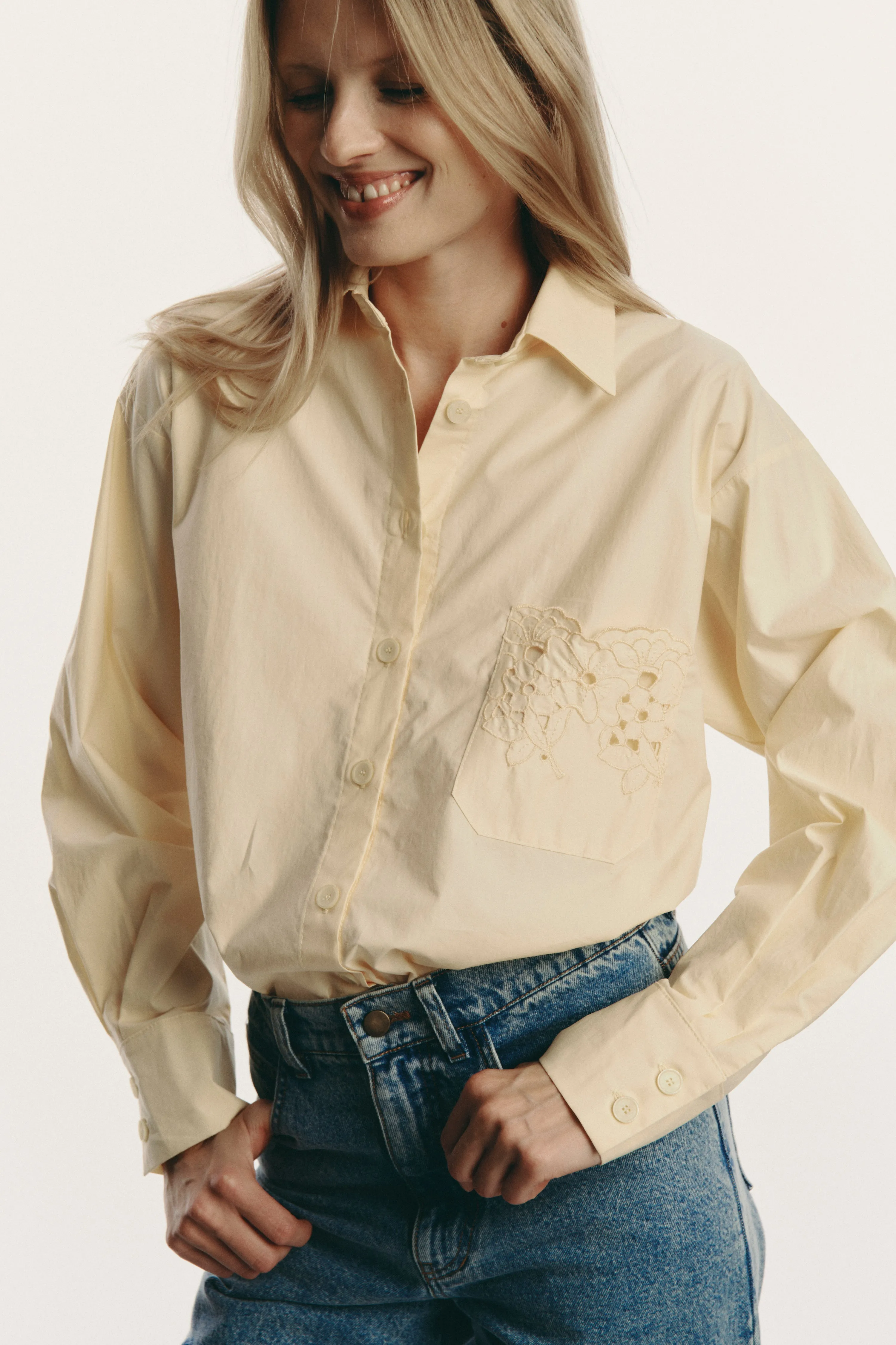 Lucas jeansy - light_blue sold by Le Petit Trou product image thumbnail 2