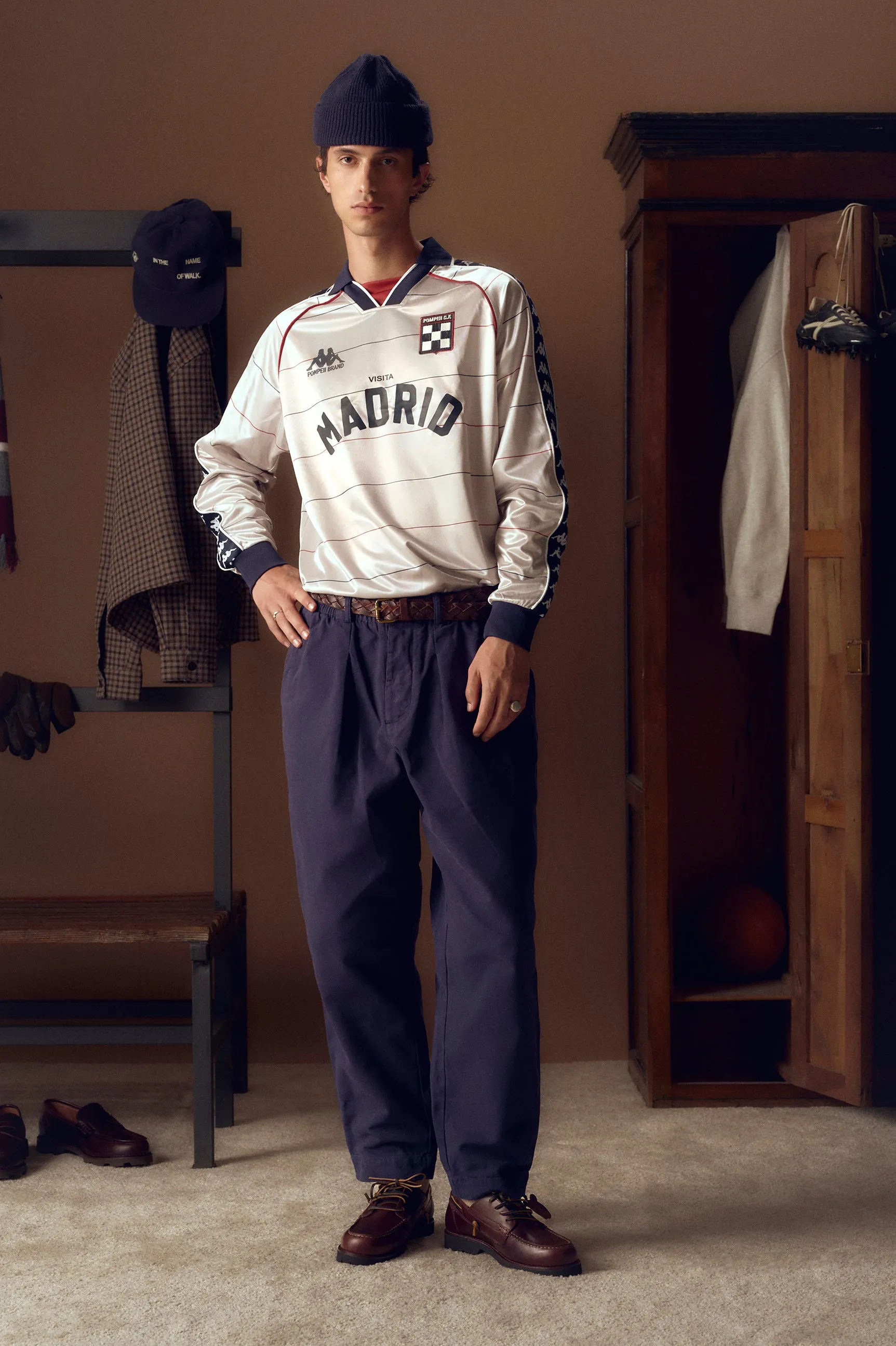 BRISTOL LEATHER BROWN sold by Pompeii product image thumbnail 2