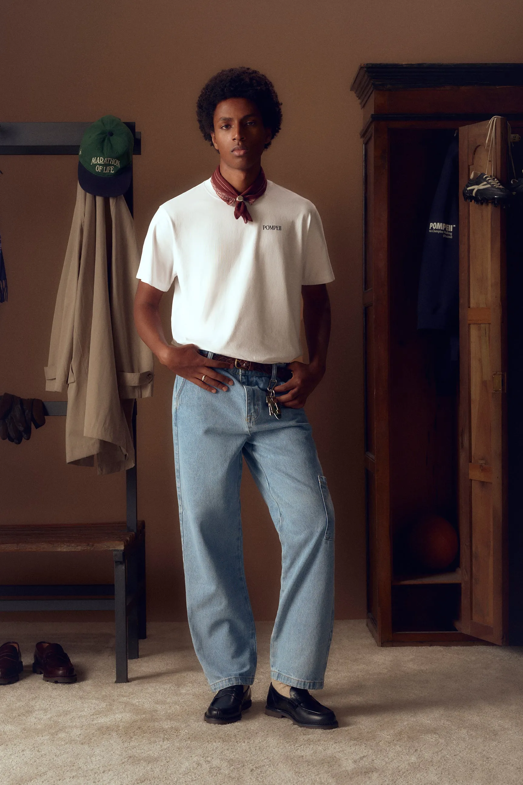 MODENA LEATHER BLACK sold by Pompeii product image thumbnail 2