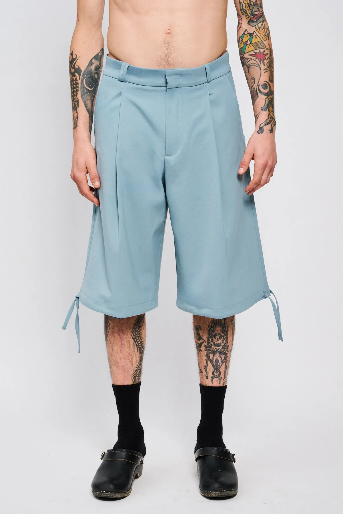 SUPER LOOSE SHORT PANT sold by Bonsai