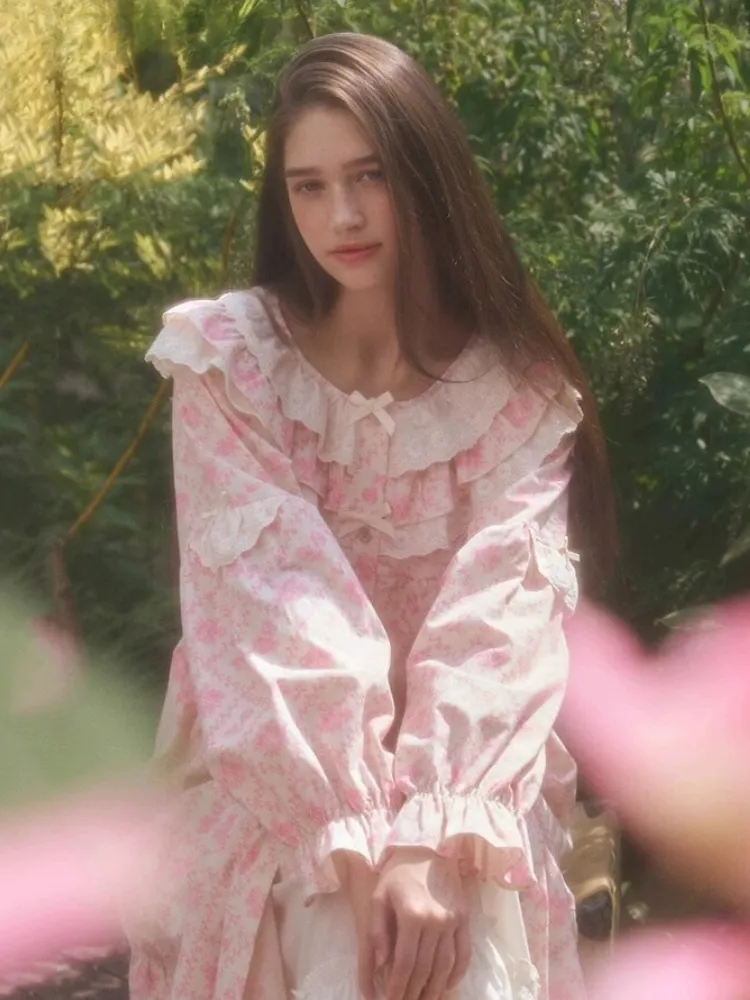 Rosy Lace Garden Dress sold by Ipinkustore product image thumbnail 3