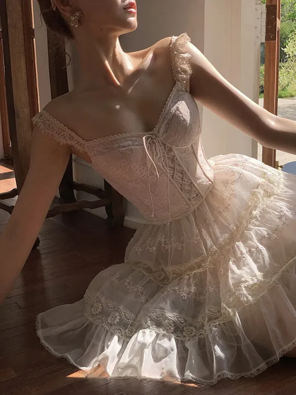 Tulle Waltz Corset sold by Ipinkustore