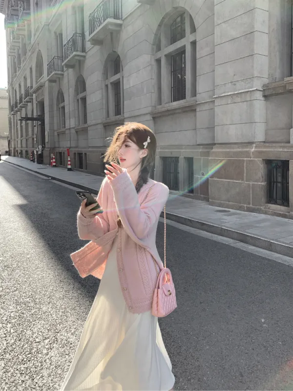 Soft Petal Knit Cardigan made by Ipinkustore
