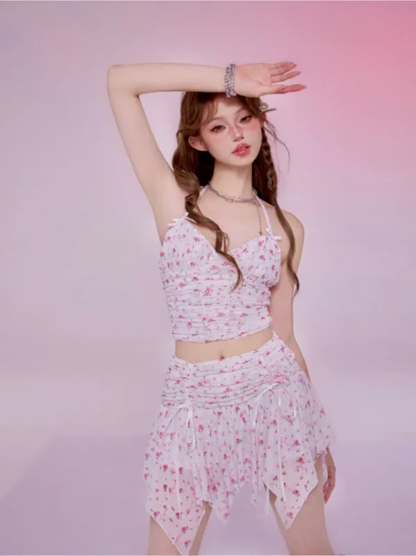 Small Floral Shrinking V-Neck Top Skirt Set sold by Ipinkustore