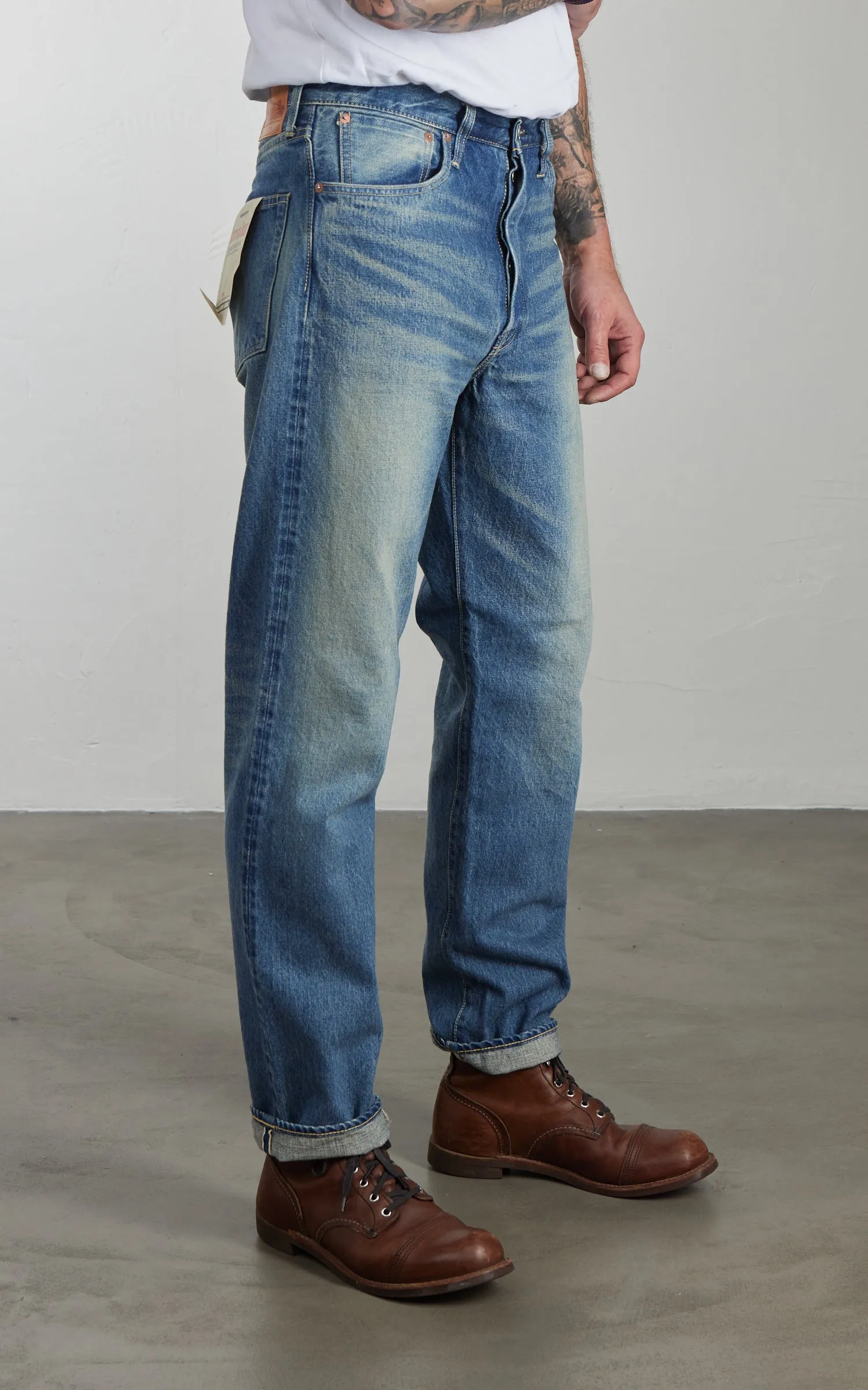 FOB Factory F153 Selvedge Denim Tapered 5P Used Wash Blue sold by Cultizm product image thumbnail 4