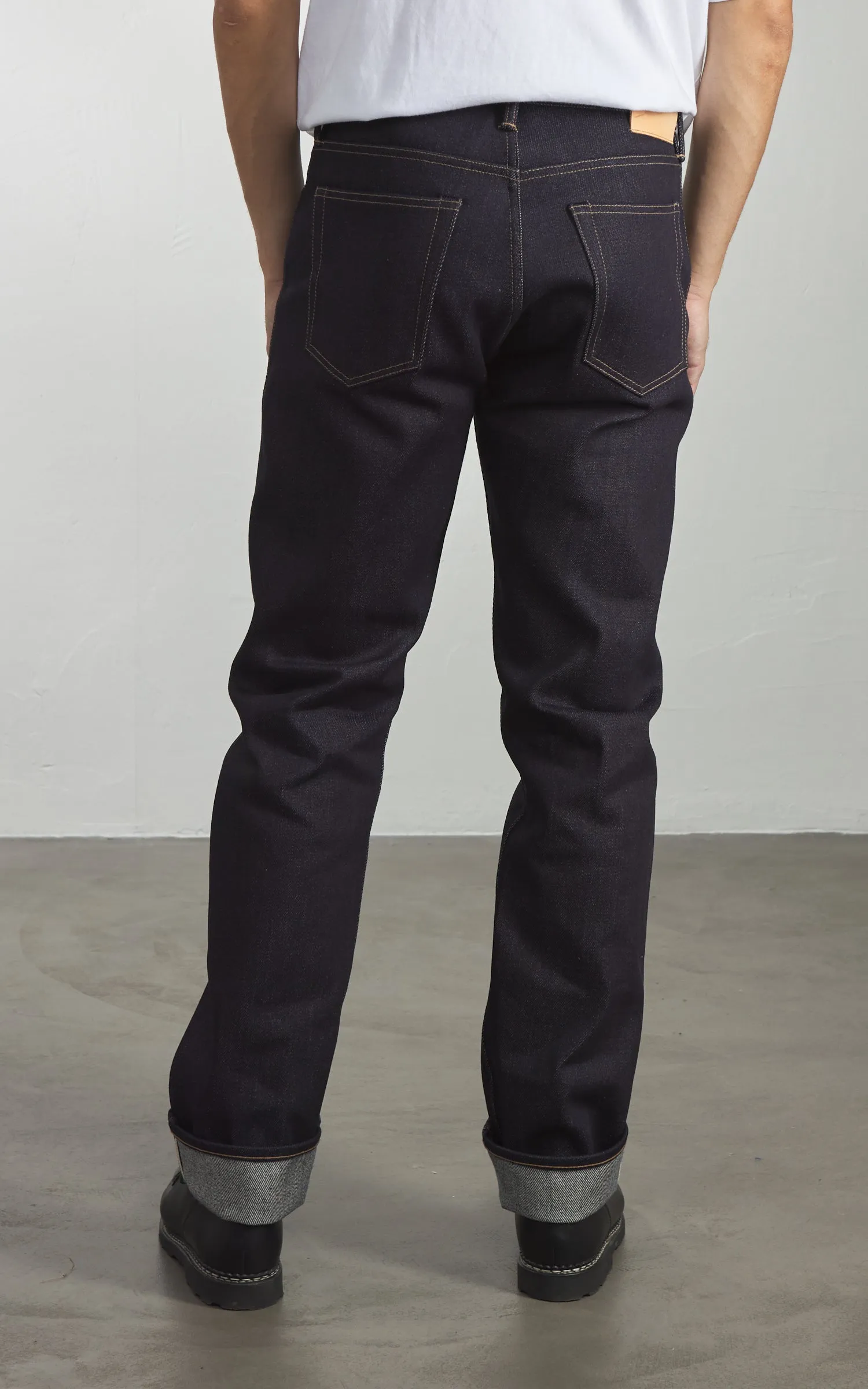 Rogue Territory Strider Selvedge Slub Denim Indigo 22oz sold by Cultizm product image thumbnail 5