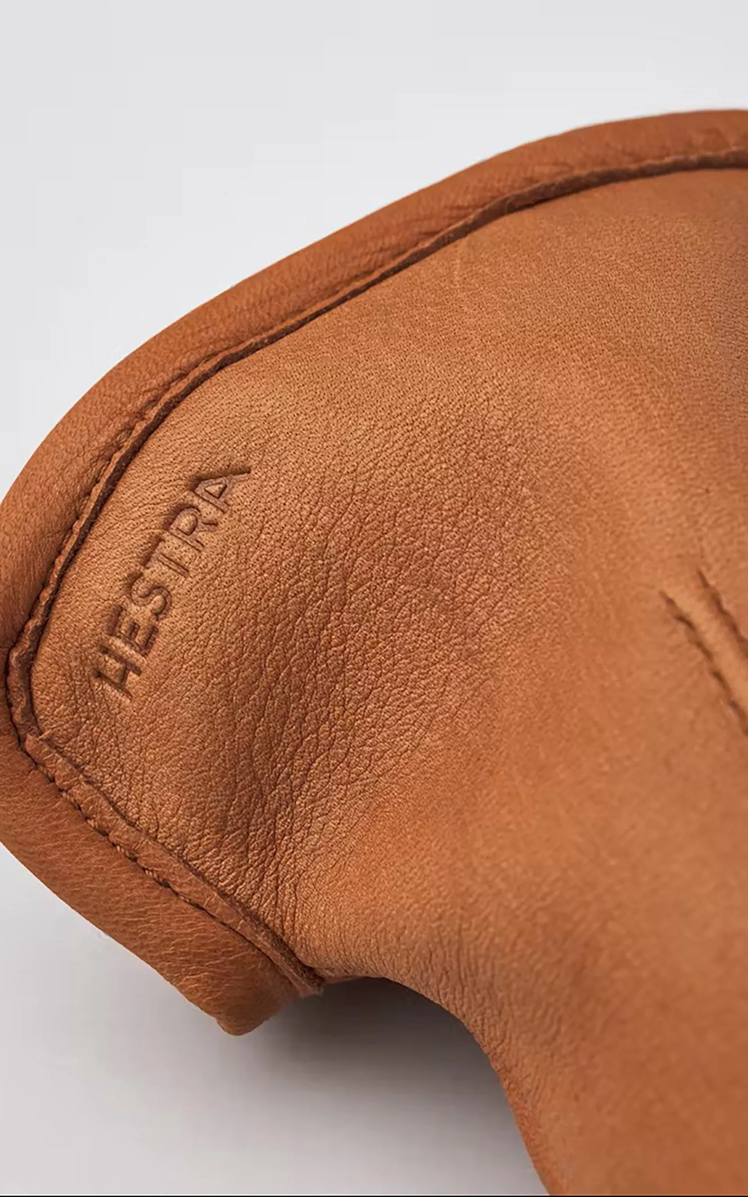 Hestra Andrew Cork sold by Cultizm product image thumbnail 2