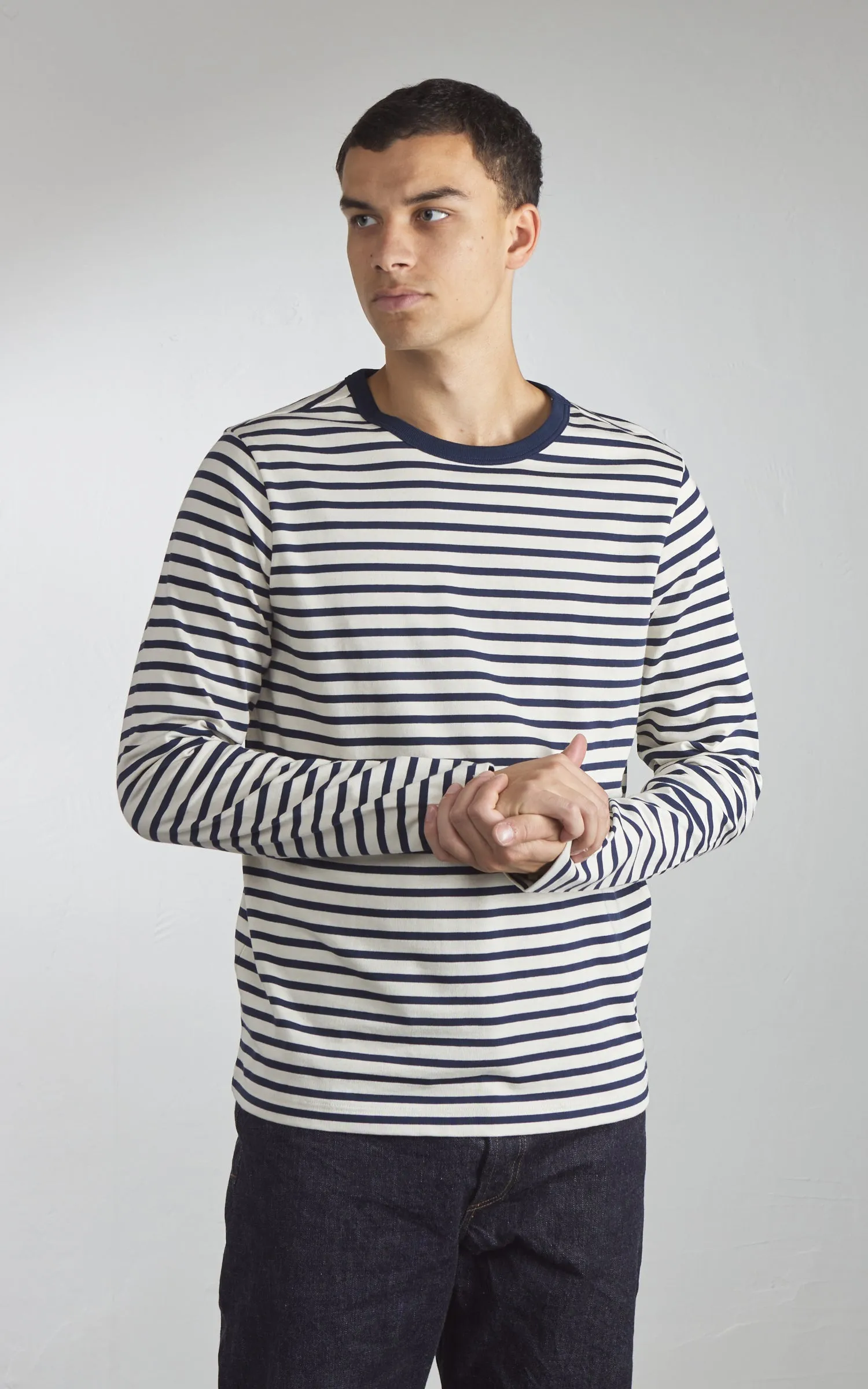 Merz b. Schwanen 2M18 Loopwheeled Longsleeve T-Shirt Ink/Nature sold by Cultizm product image thumbnail 5