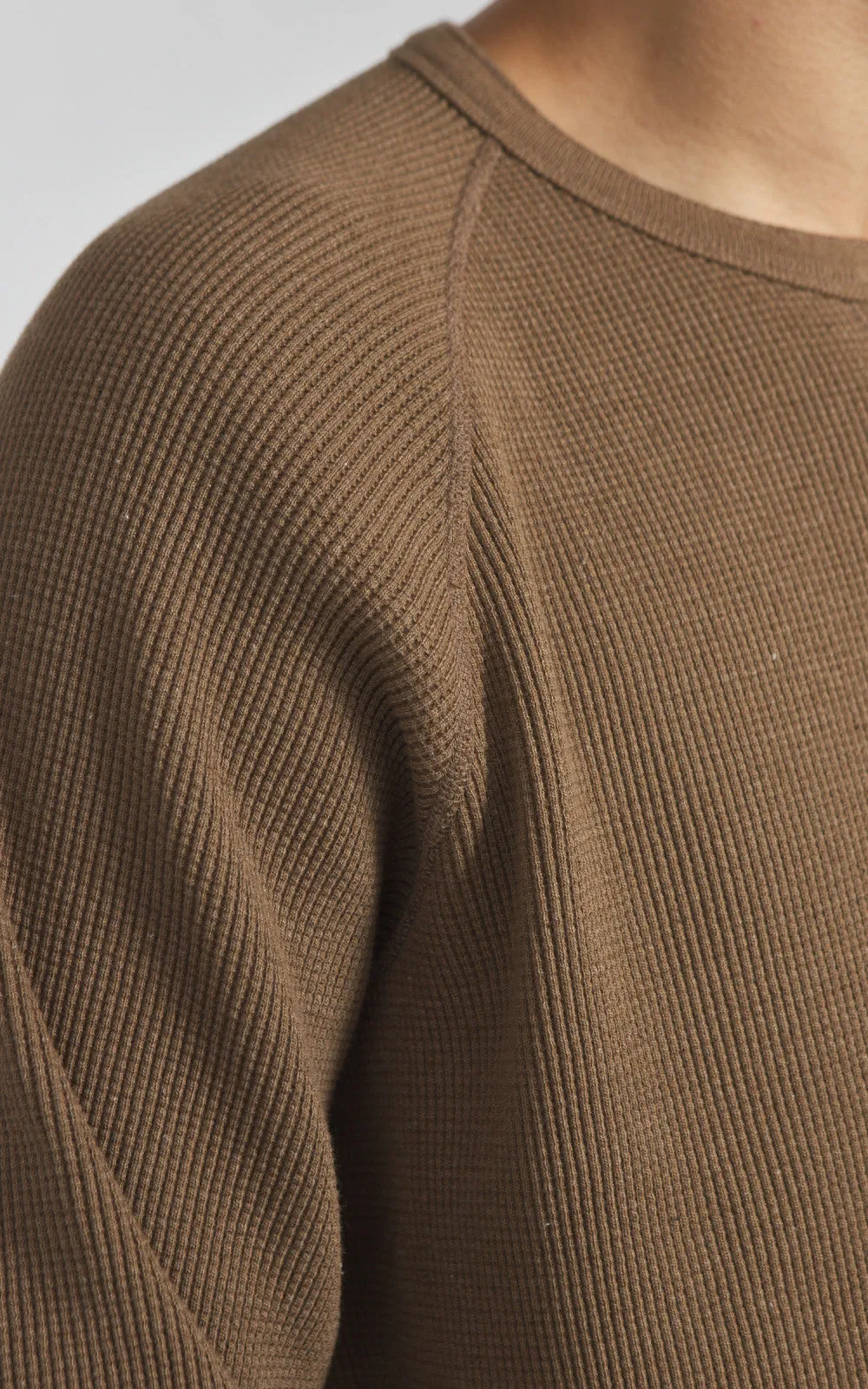 Wonder Looper Henley Iron Mordant Foxfibre® Heavyweight Waffle sold by Cultizm product image thumbnail 5