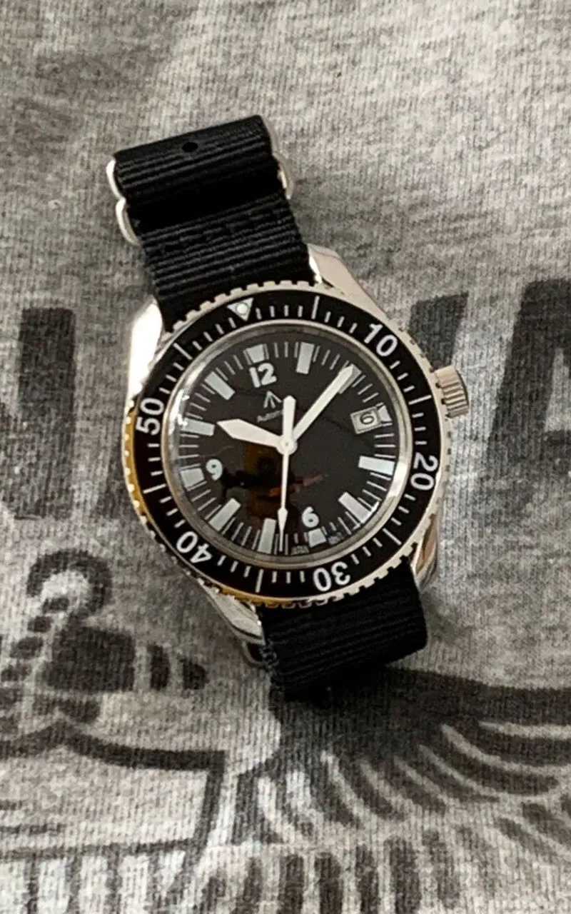 Naval Watch Company MIL-05 Automatic Royal Military Diver Watch Silver/Black sold by Cultizm product image thumbnail 3
