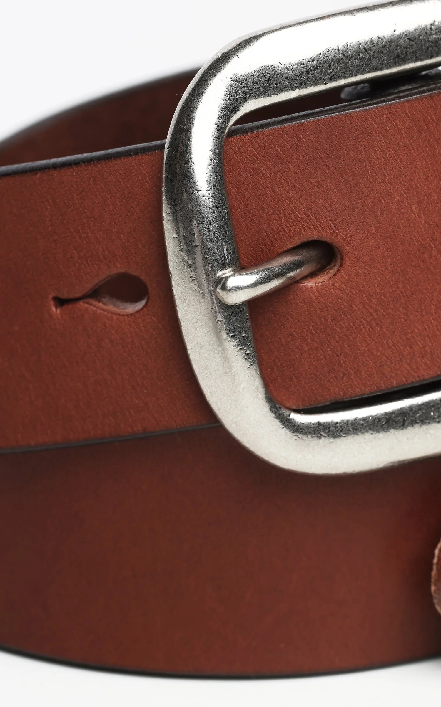 Studio D'Artisan B-81 Leather Belt Brown sold by Cultizm product image thumbnail 2