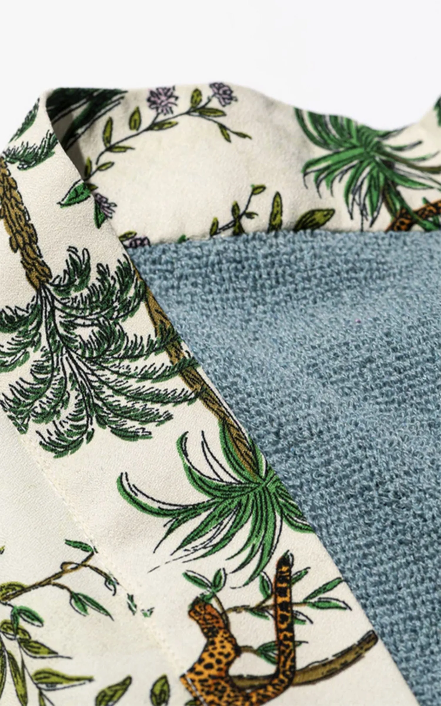 Puebco Printed Reversible Bathrobe Jungle sold by Cultizm product image thumbnail 3