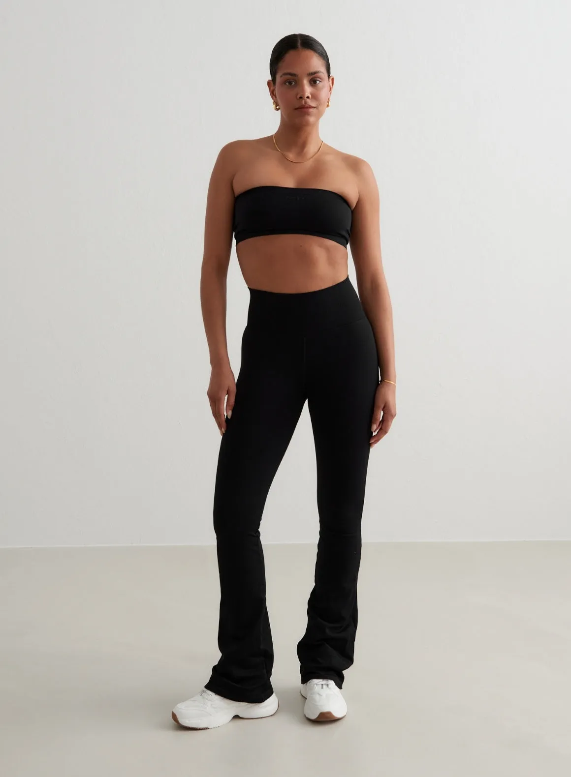 Black Shape Seamless Flare Tights sold by Aimn product image thumbnail 4