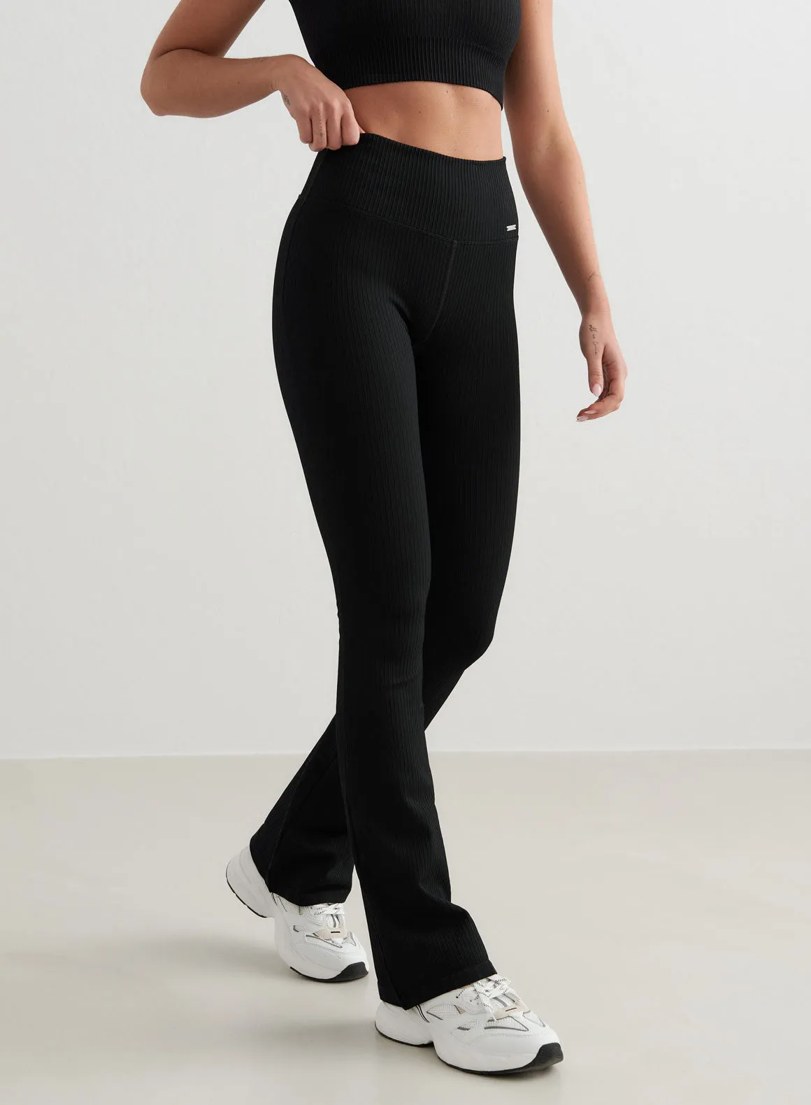Black Ribbed Seamless Flare Tights sold by Aimn product image thumbnail 3