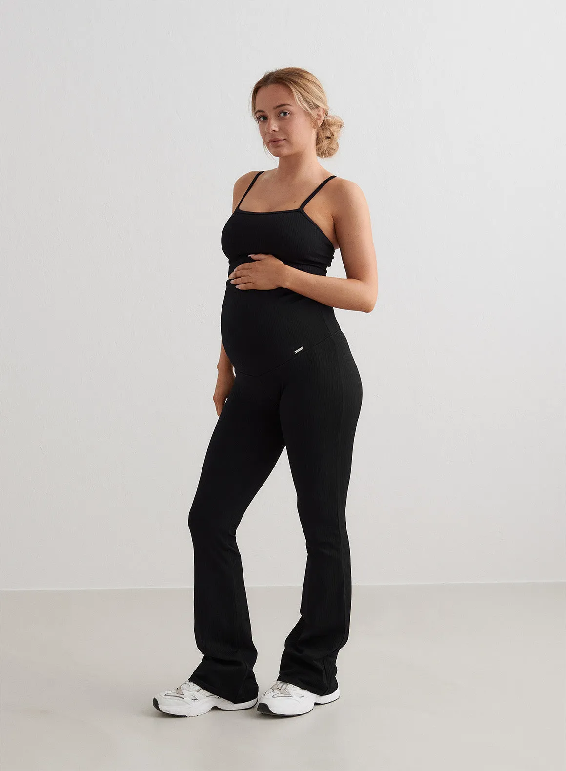 Black Ribbed Seamless Flare Maternity Tights sold by Aimn product image thumbnail 5