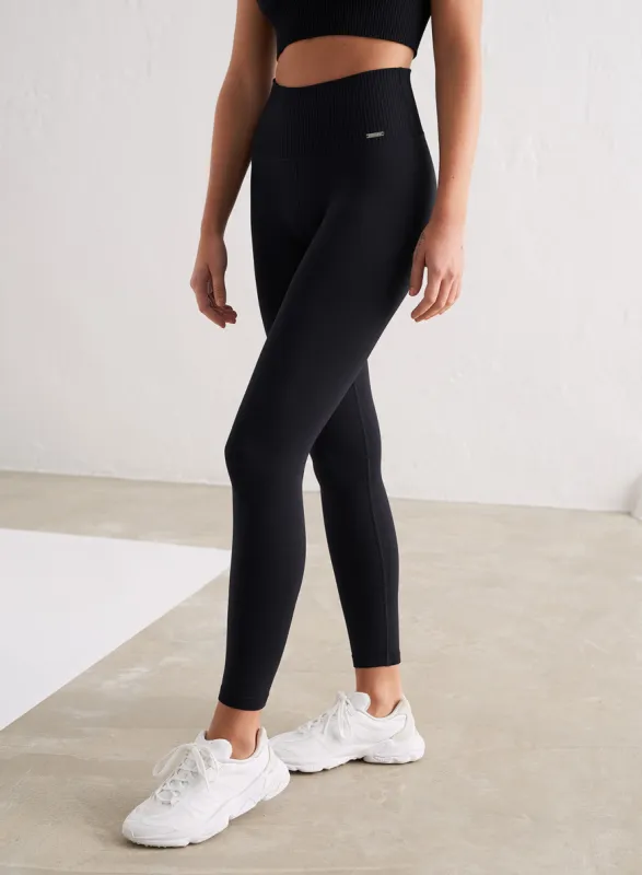 Black Limitless Seamless Tights sold by Aimn