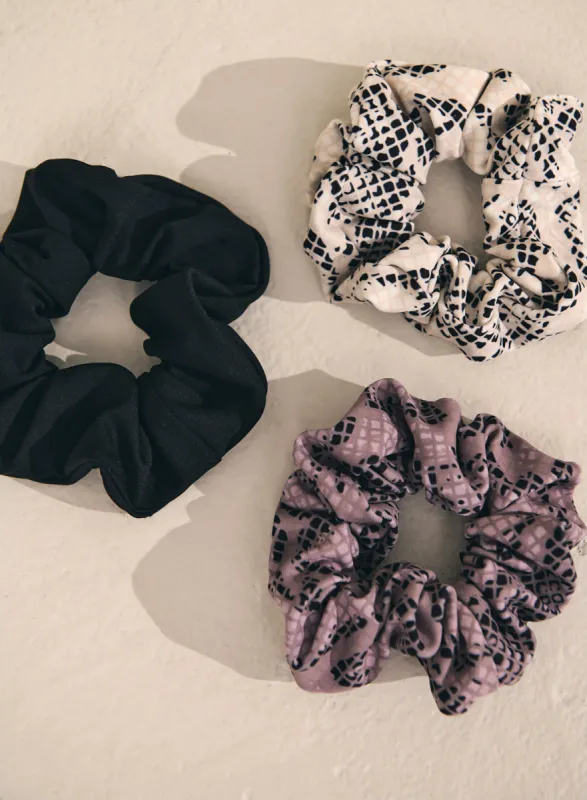 3-Pack Scrunchie Dusty Violet/Oat White/Black sold by Aimn