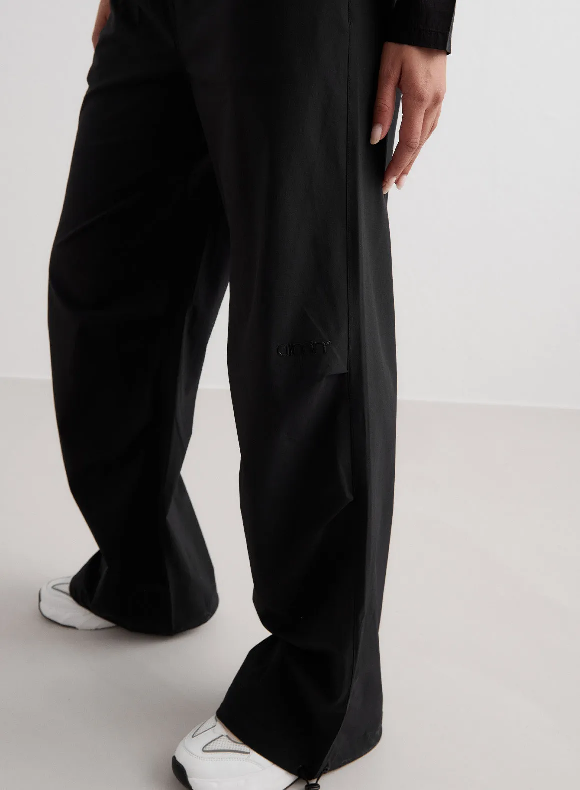 Black Windbreaker Plain Parachute Pants sold by Aimn product image thumbnail 4
