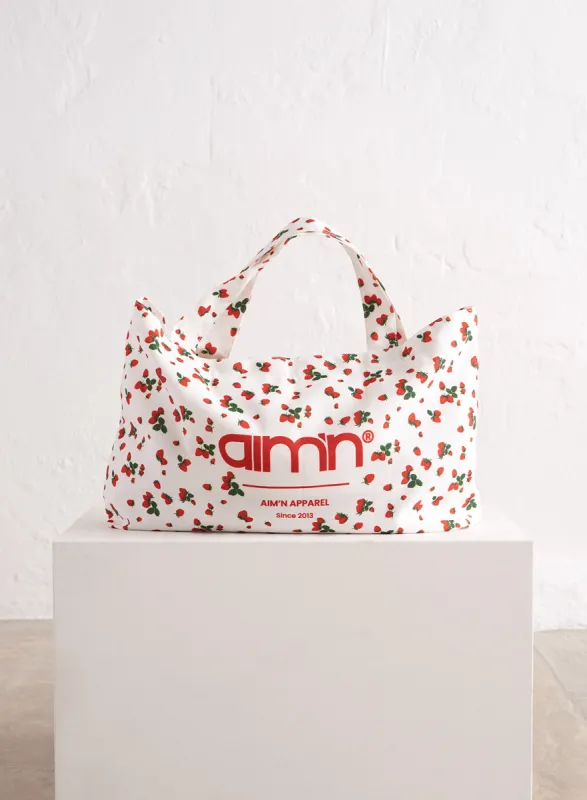 Berry Beach Bag sold by Aimn