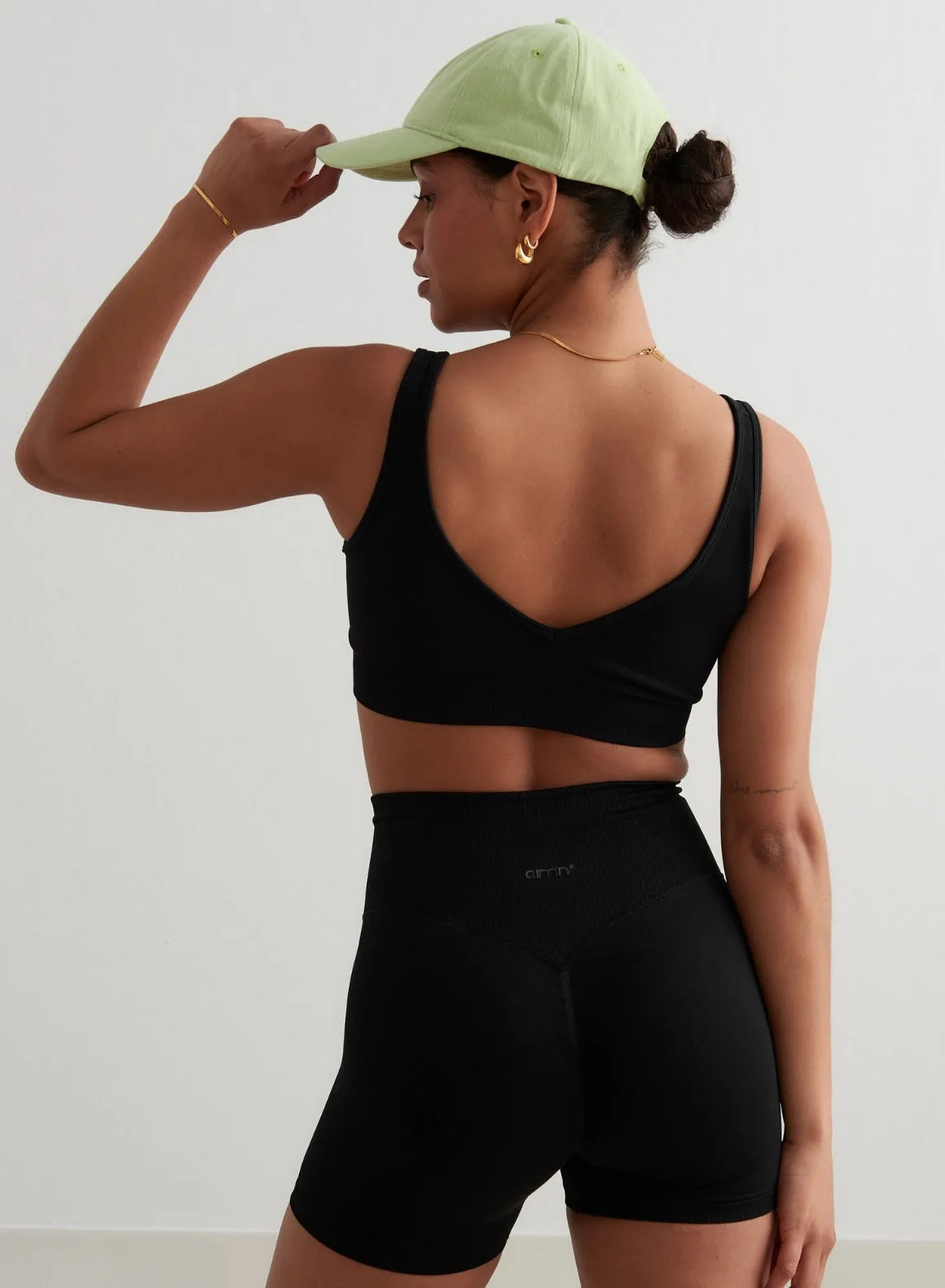 Black Shape Seamless Deep Cut Bra sold by Aimn product image thumbnail 3