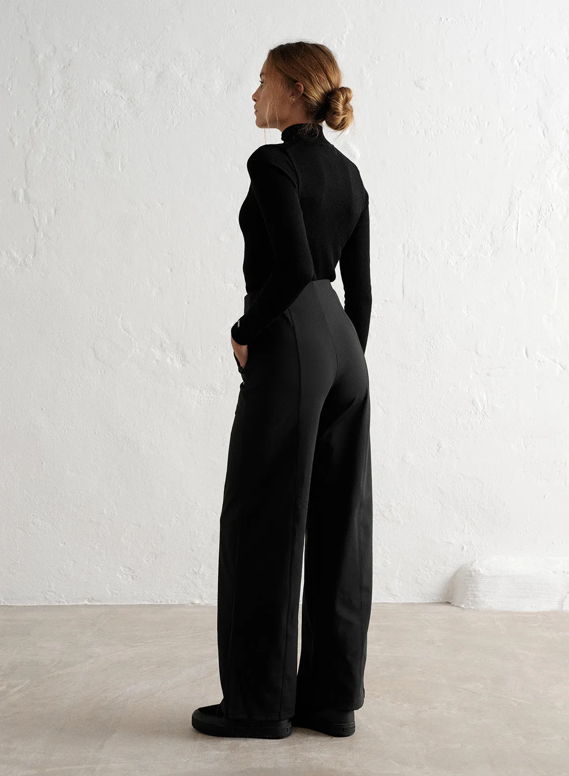 Black Warming Pintuck Pants sold by Aimn product image thumbnail 3