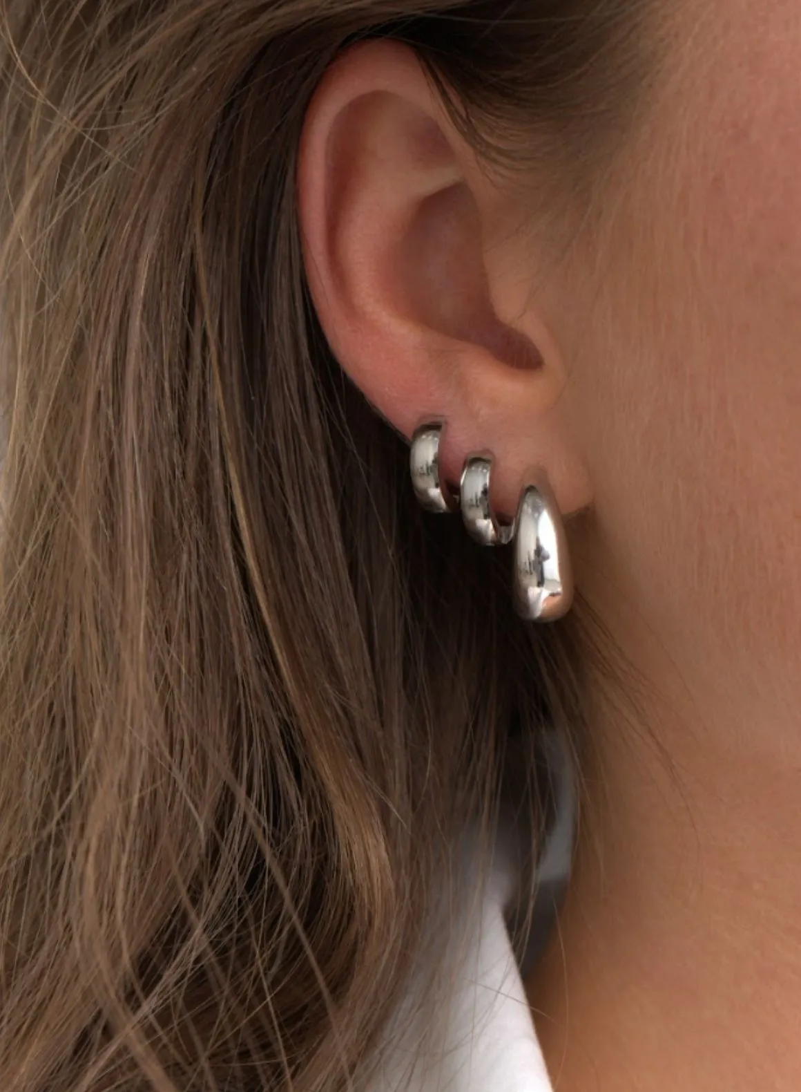 Silver Waterproof Hoop Earrings sold by Aimn product image thumbnail 3