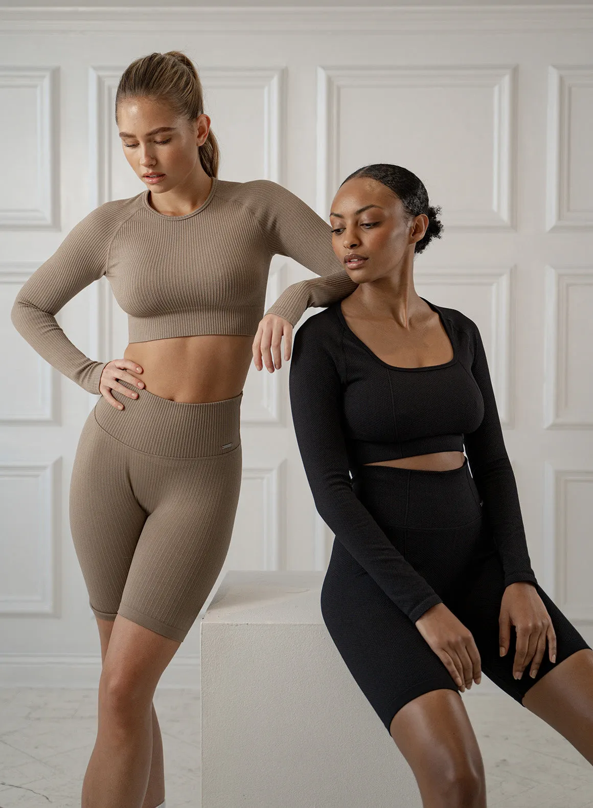 Espresso Ribbed Seamless Crop Long Sleeve sold by Aimn product image thumbnail 2