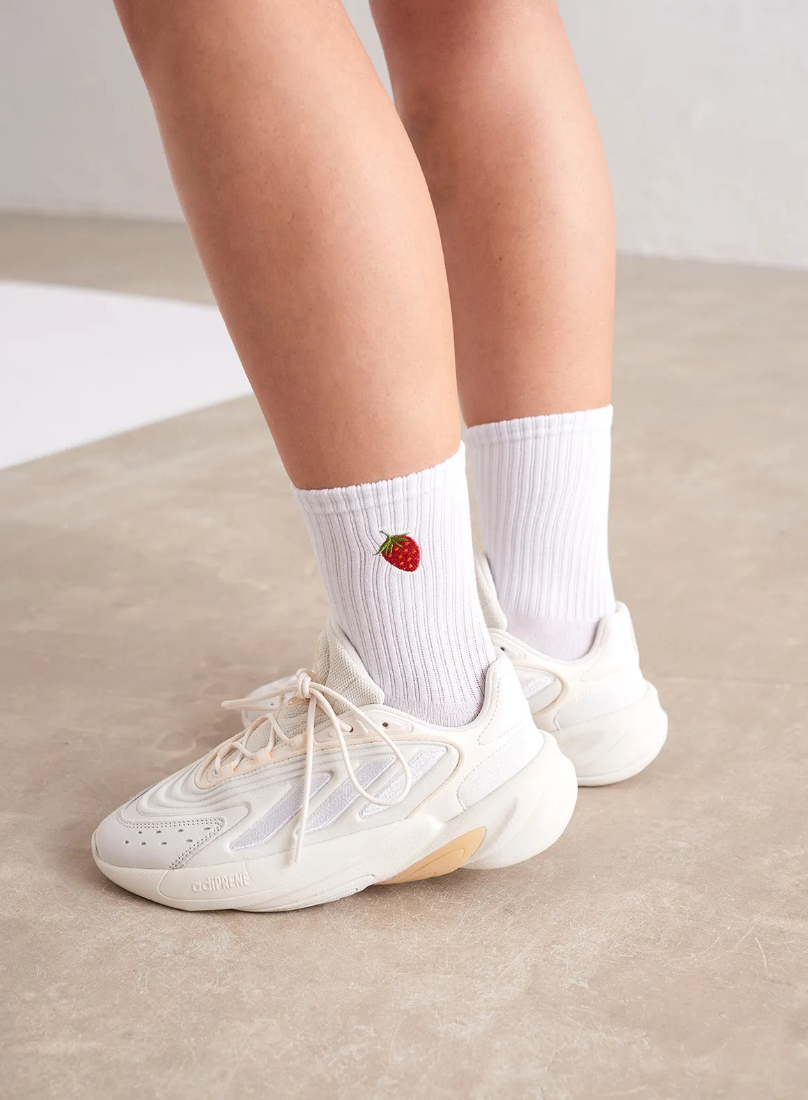 White Berry Socks sold by Aimn product image thumbnail 4