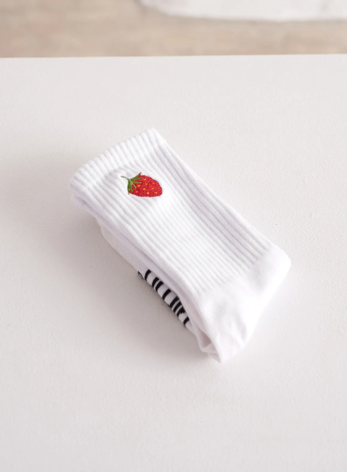 White Berry Socks sold by Aimn product image thumbnail 2