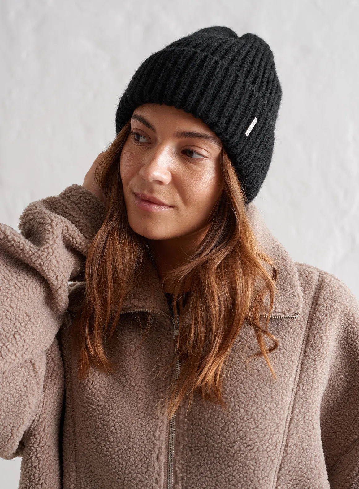 Black Chunky Beanie sold by Aimn product image thumbnail 3