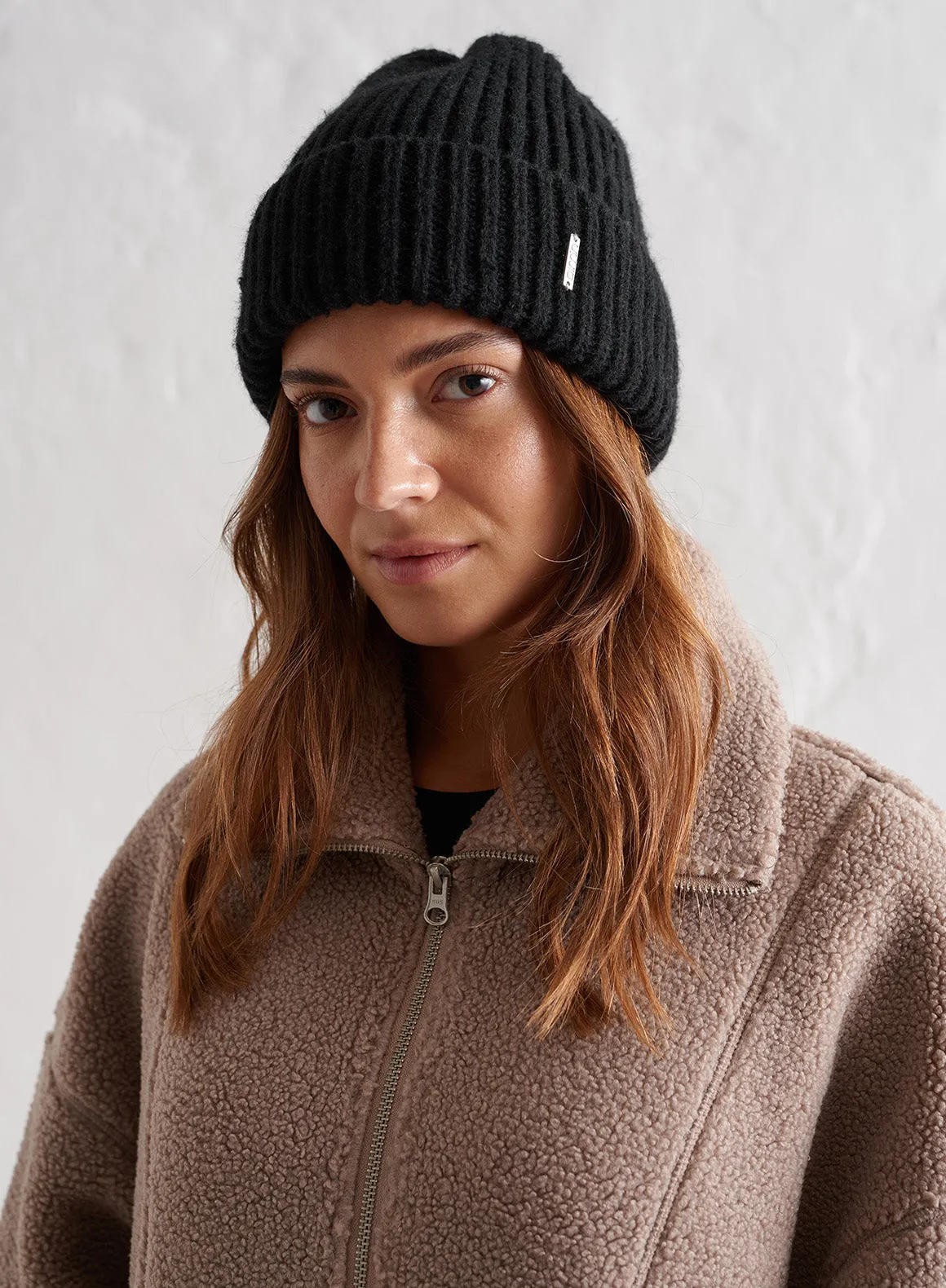 Black Chunky Beanie sold by Aimn product image thumbnail 2