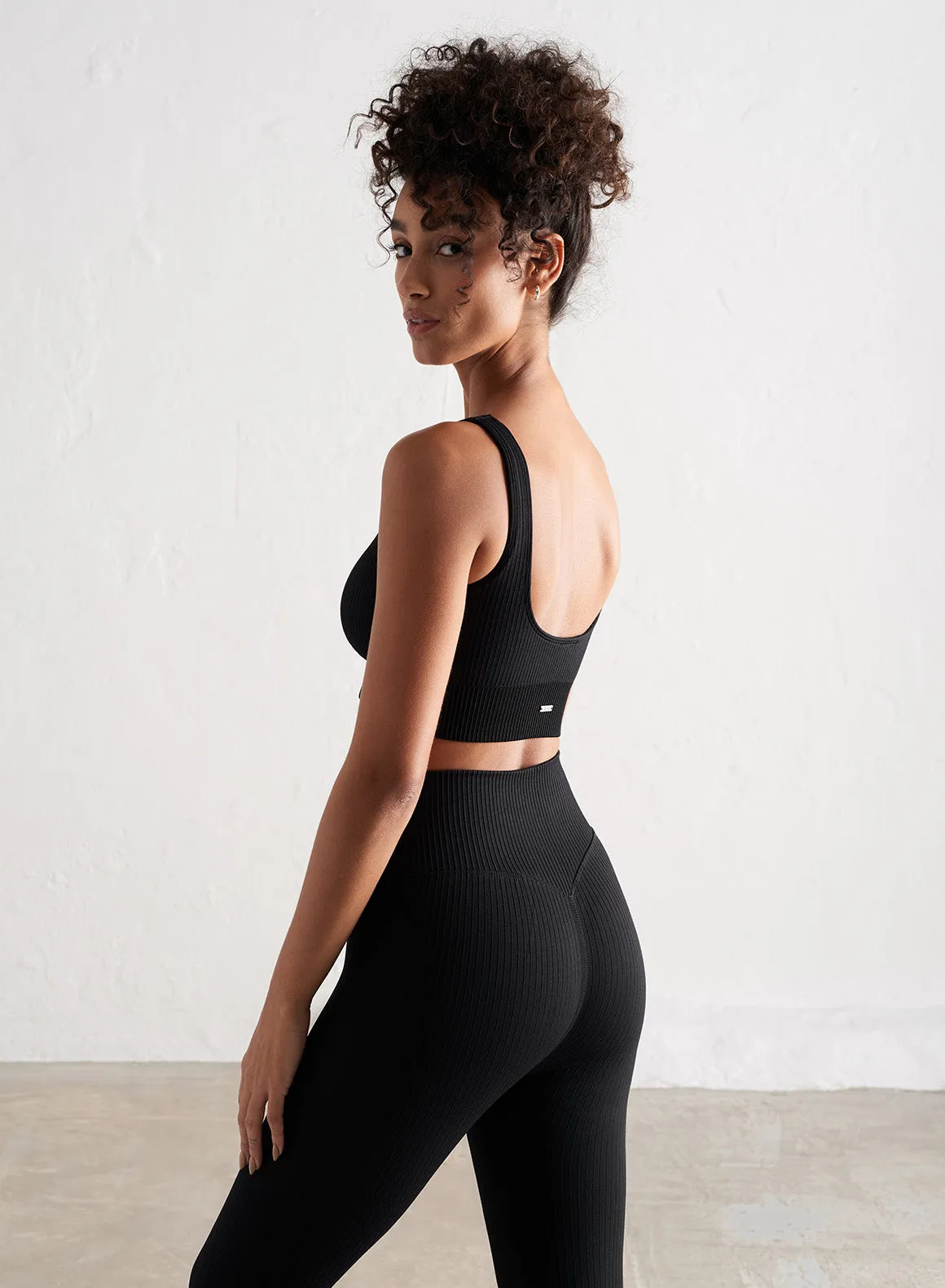 Black Ribbed Seamless Bra sold by Aimn product image thumbnail 3