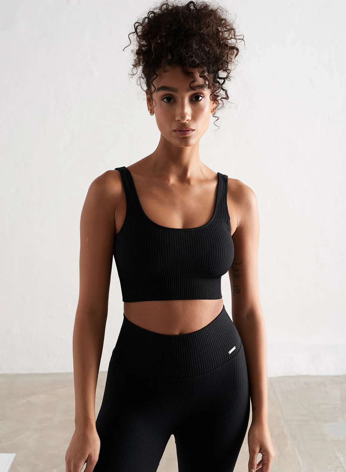 Black Ribbed Seamless Bra sold by Aimn
