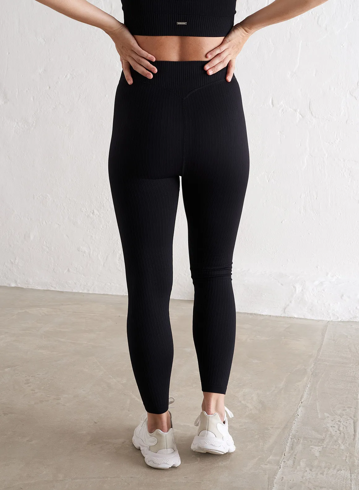 Black Maternity Ribbed Seamless Tights sold by Aimn product image thumbnail 4