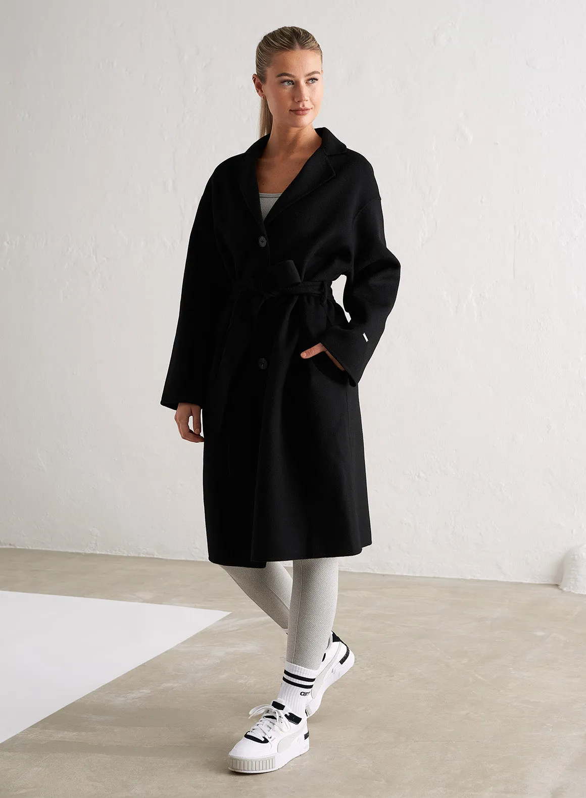 Black Classic Wool Coat sold by Aimn product image thumbnail 2