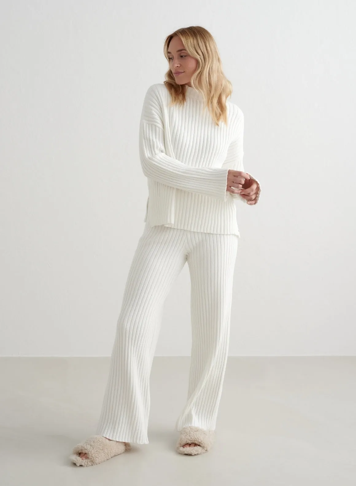 Almond White Rib Knit Sweater sold by Aimn product image thumbnail 3