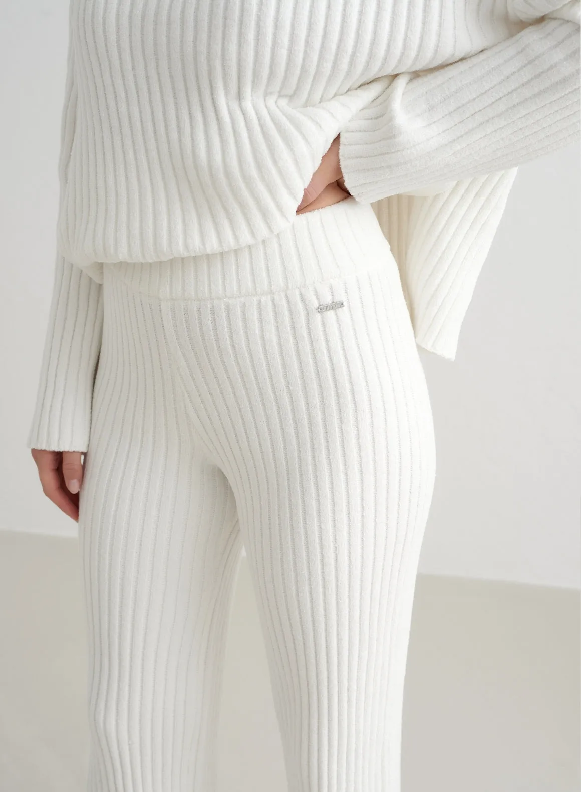 Almond White Rib Knit Pants sold by Aimn product image thumbnail 5