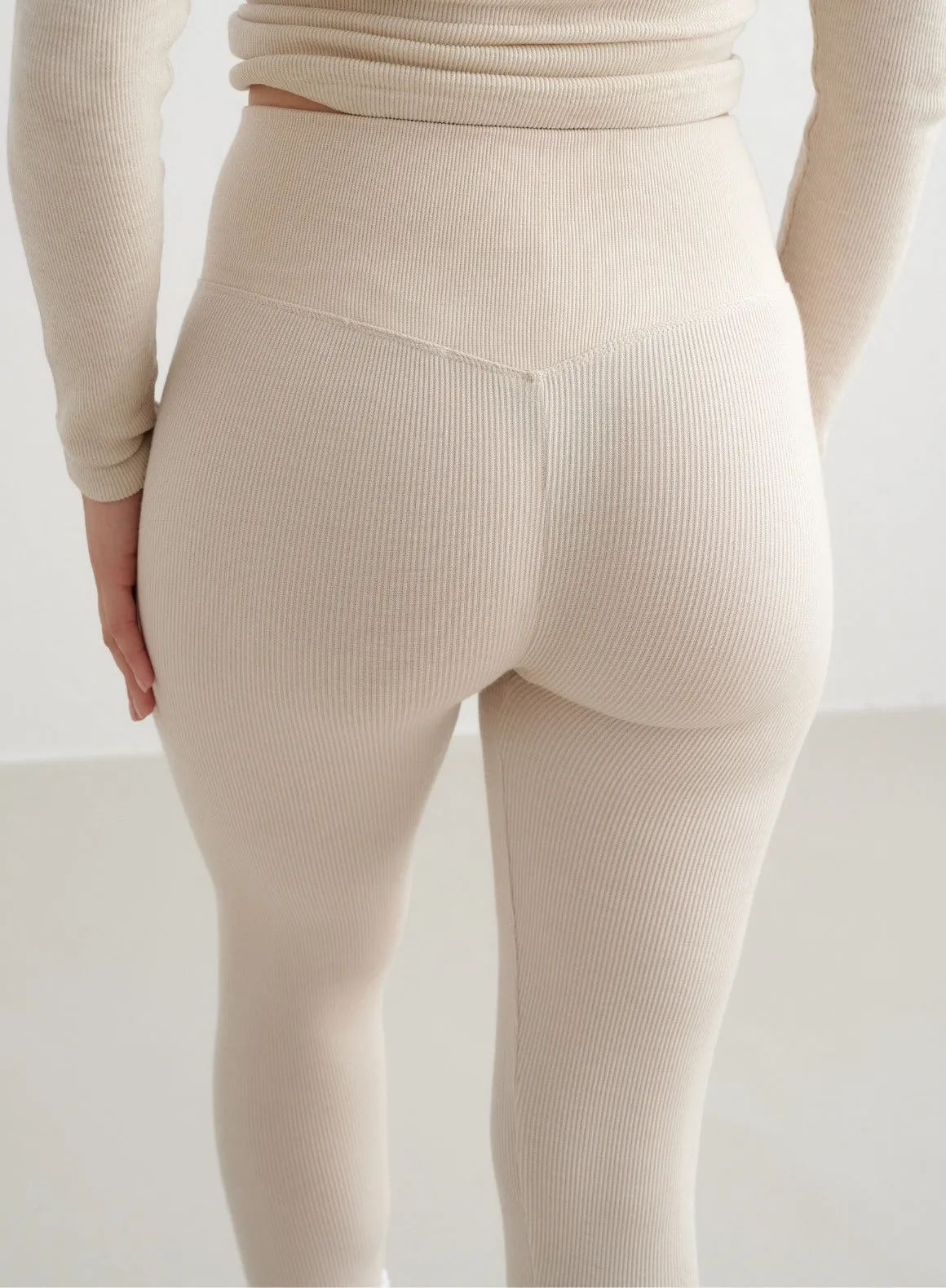 Café Au Lait Ribbed Wool Leggings sold by Aimn product image thumbnail 5