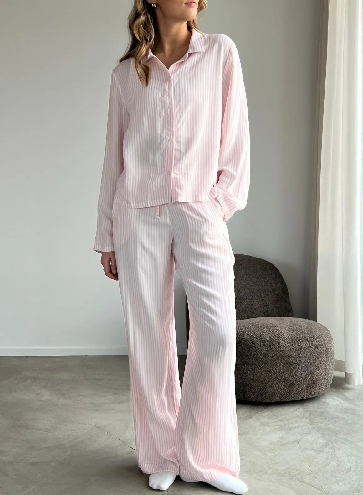 Winter Bloom Pyjama Set sold by Aimn product image thumbnail 3